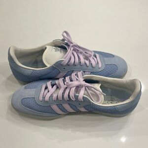 Adidas Women's Light Blue and Lavender Sneakers